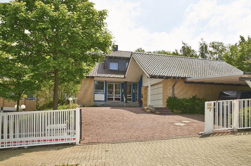 Hotel BonaMari Salzgitter-Bad Buitenkant foto