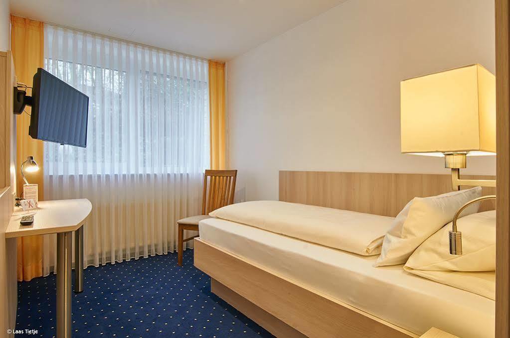 Hotel BonaMari Salzgitter-Bad Buitenkant foto